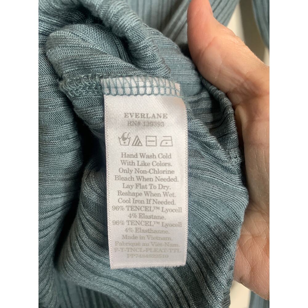 Everlane Fitted Mock Neck Top Lettuce Edge Sz Small Blue Green Tone - Picture 7 of 8